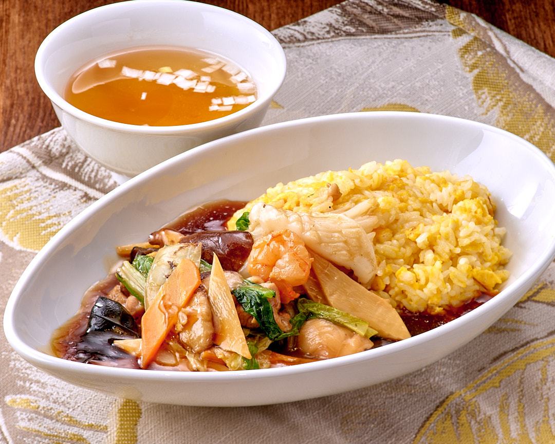 五目チャーハン